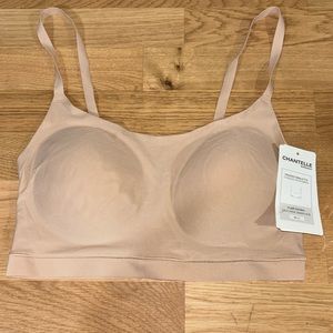NWT nude Chantelle Bralette